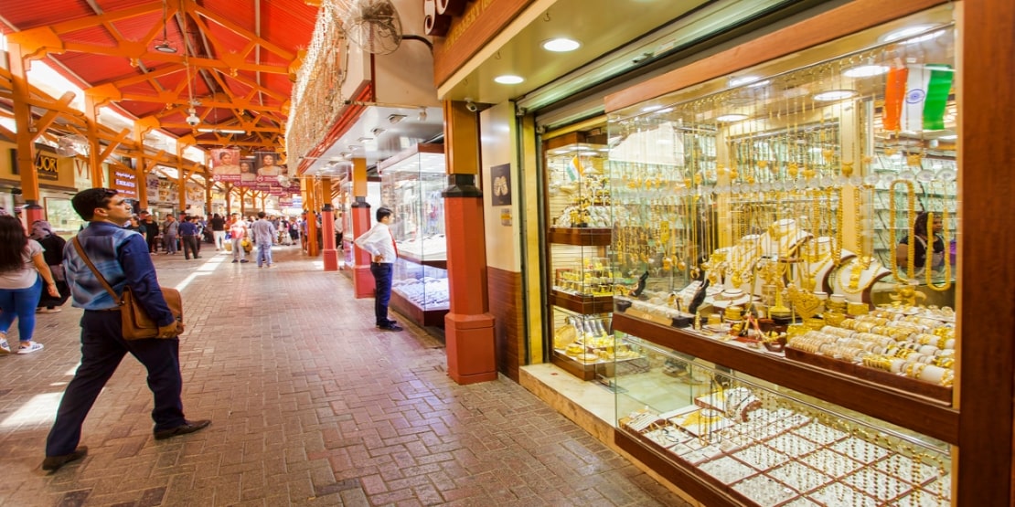 How much gold you can bring from Dubai to India