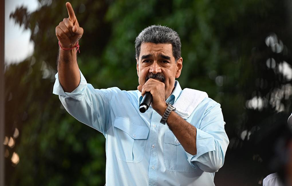 Switzerland freezes Maduro assets